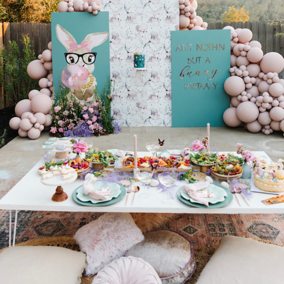 BOHO WHITE HAIRPIN TABLE
