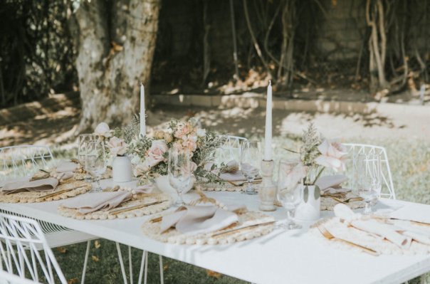 WHITE HAIRPIN TABLE